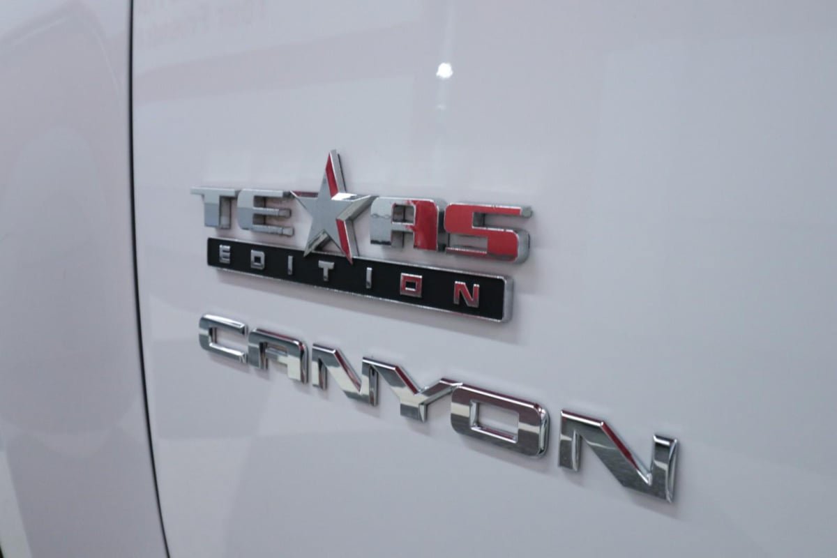 Used 2016 GMC Canyon SLE w/ SLE Convenience Package RWD image 38