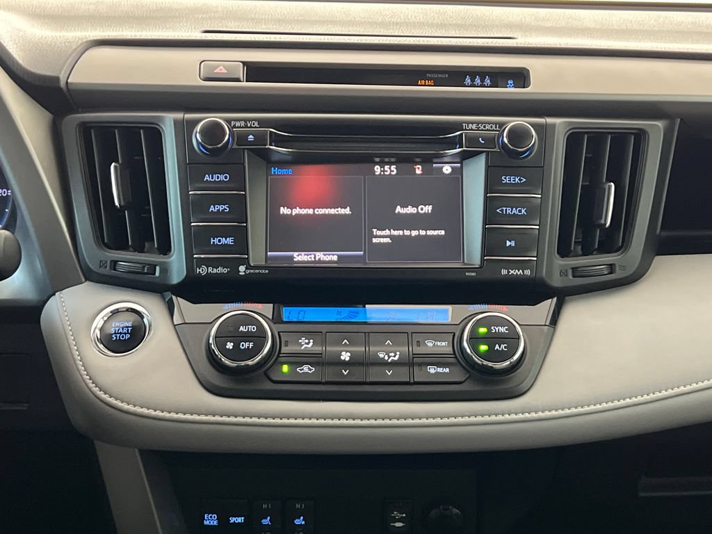 Used 2018 Toyota RAV4 XLE FWD image 20