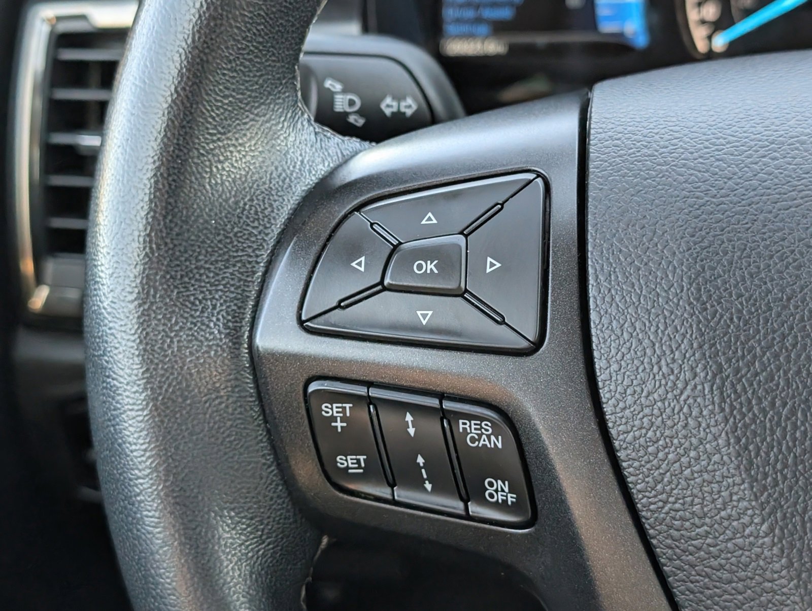 Used 2023 Ford Ranger Lariat w/ Tremor Off-Road Package image 20