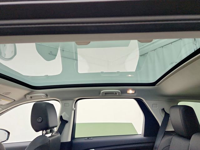 Certified 2025 Land Rover Discovery Sport S image 22