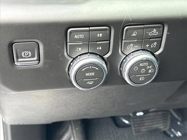New 2026 GMC Sierra 1500 Denali w/ Technology Package AWD/4WD image 31