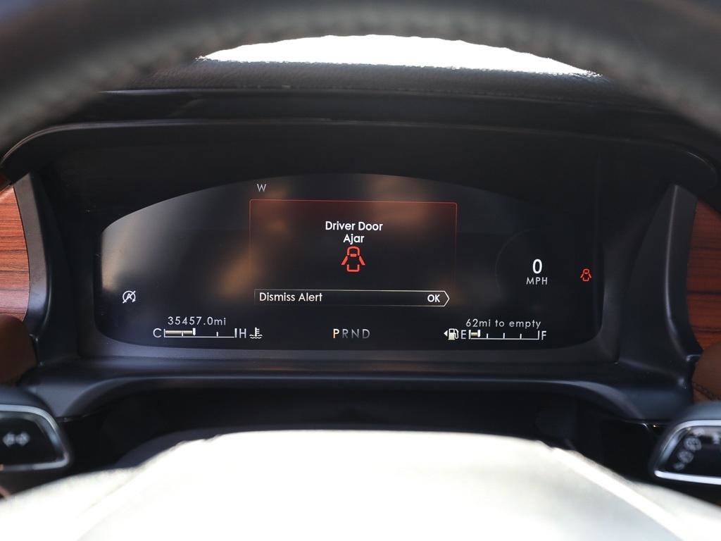 Used 2023 Lincoln Aviator Reserve w/ Equipment Group 201A AWD/4WD image 13