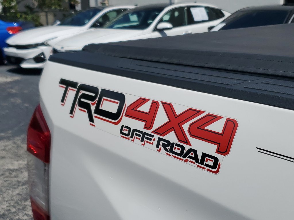 Used 2020 Toyota Tundra Limited AWD/4WD image 11