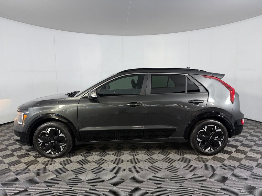 Used 2024 Kia Niro Wind FWD image 9