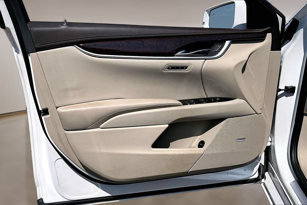 Used 2016 Cadillac XTS Premium FWD image 18