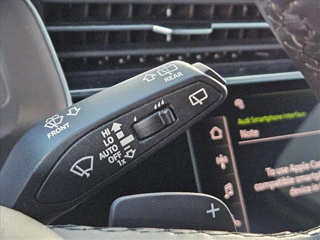 Used 2022 Audi Q7 Premium Plus image 12