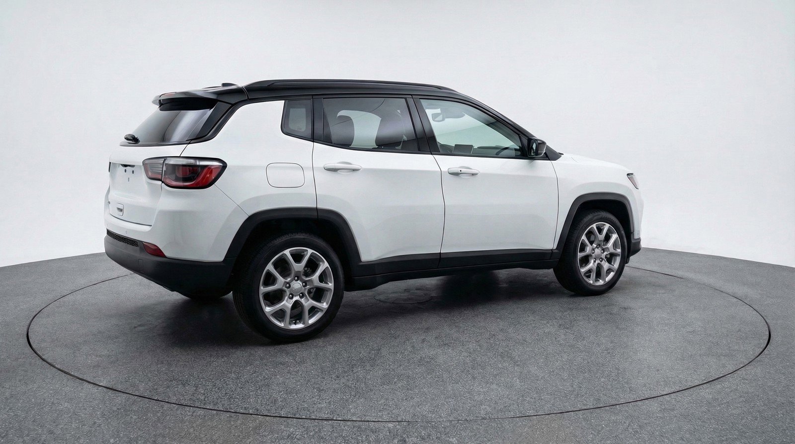 Used 2025 Jeep Compass Limited AWD/4WD image 9