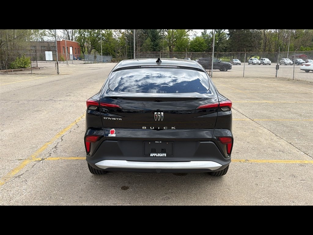Used 2024 Buick Envista Preferred FWD image 28