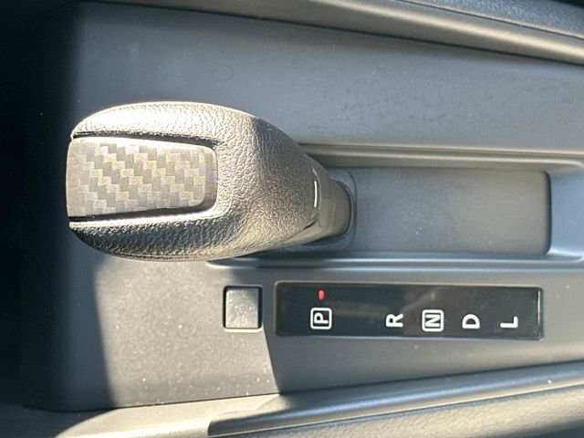 Used 2025 Nissan Versa S w/ Trunk Package image 18