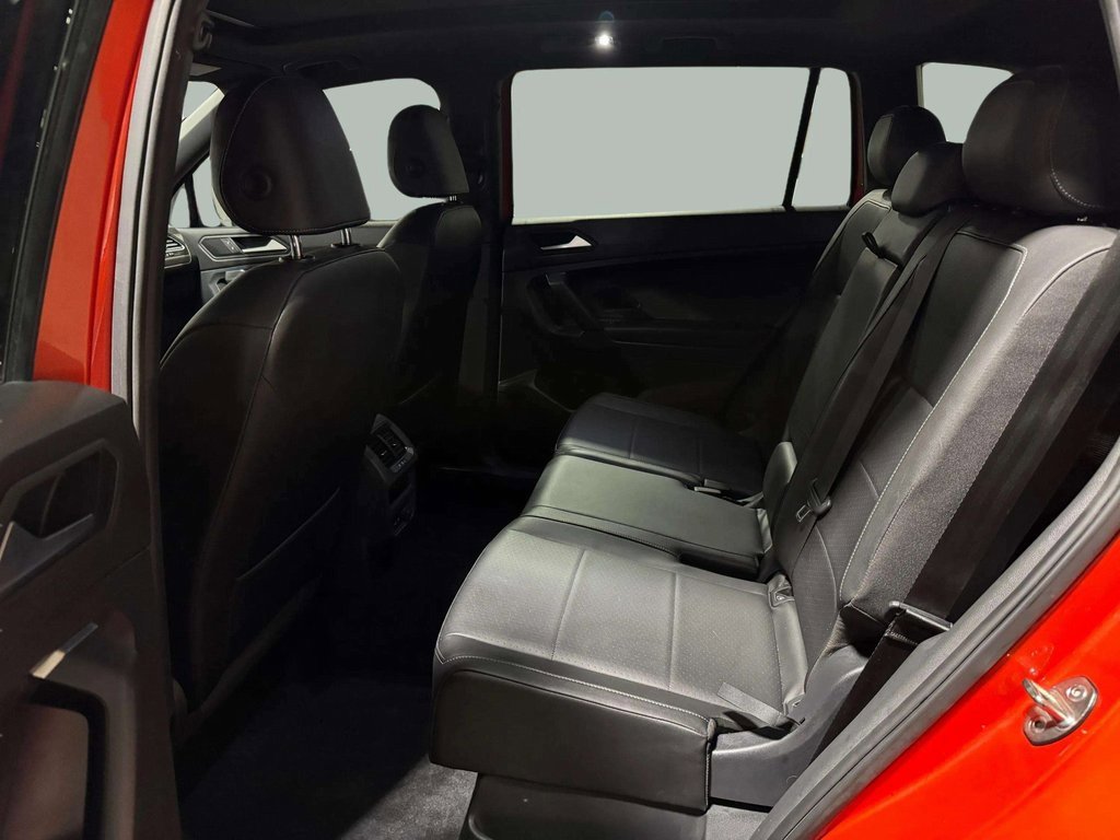 Used 2019 Volkswagen Tiguan SEL R-Line image 23