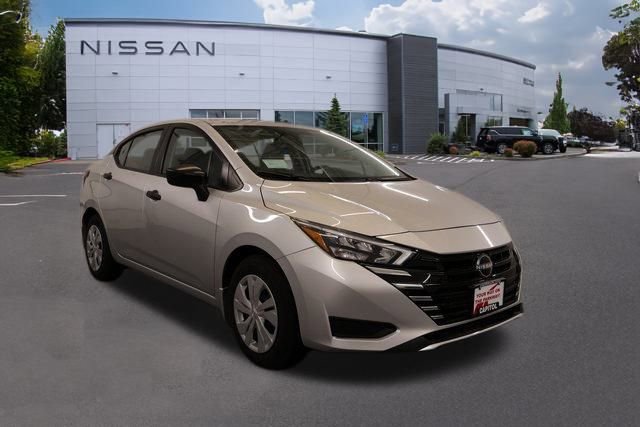 New 2025 Nissan Versa S w/ Trunk Package