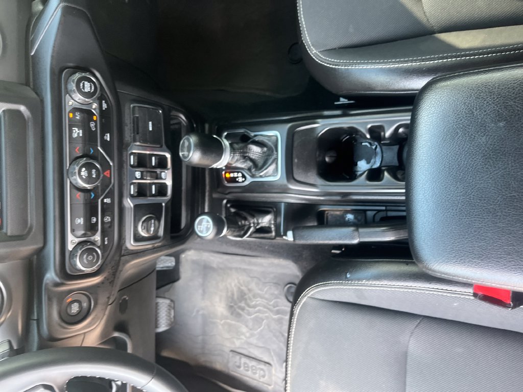 Used 2023 Jeep Wrangler Unlimited Sport AWD/4WD image 29