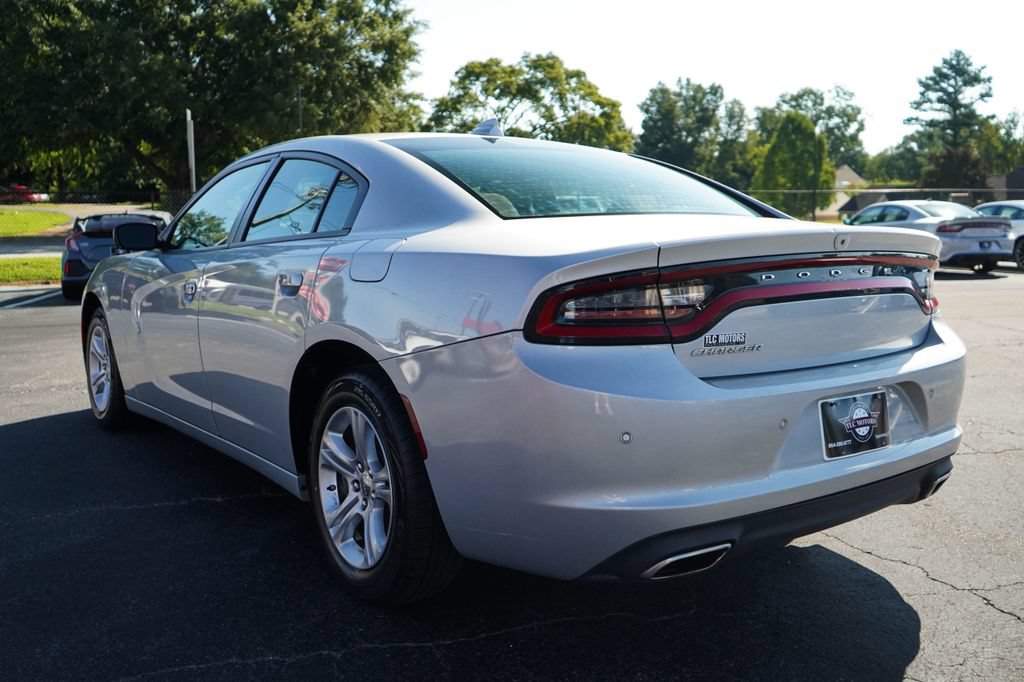 Used 2023 Dodge Charger SXT RWD image 3