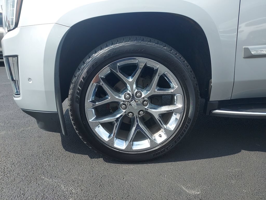 Used 2020 Cadillac Escalade ESV Luxury AWD/4WD image 10