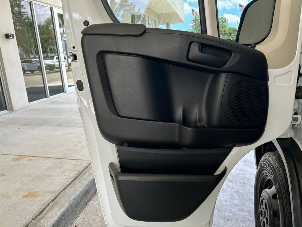 Used 2022 RAM ProMaster 2500 w/ Safety Group (A) FWD image 33