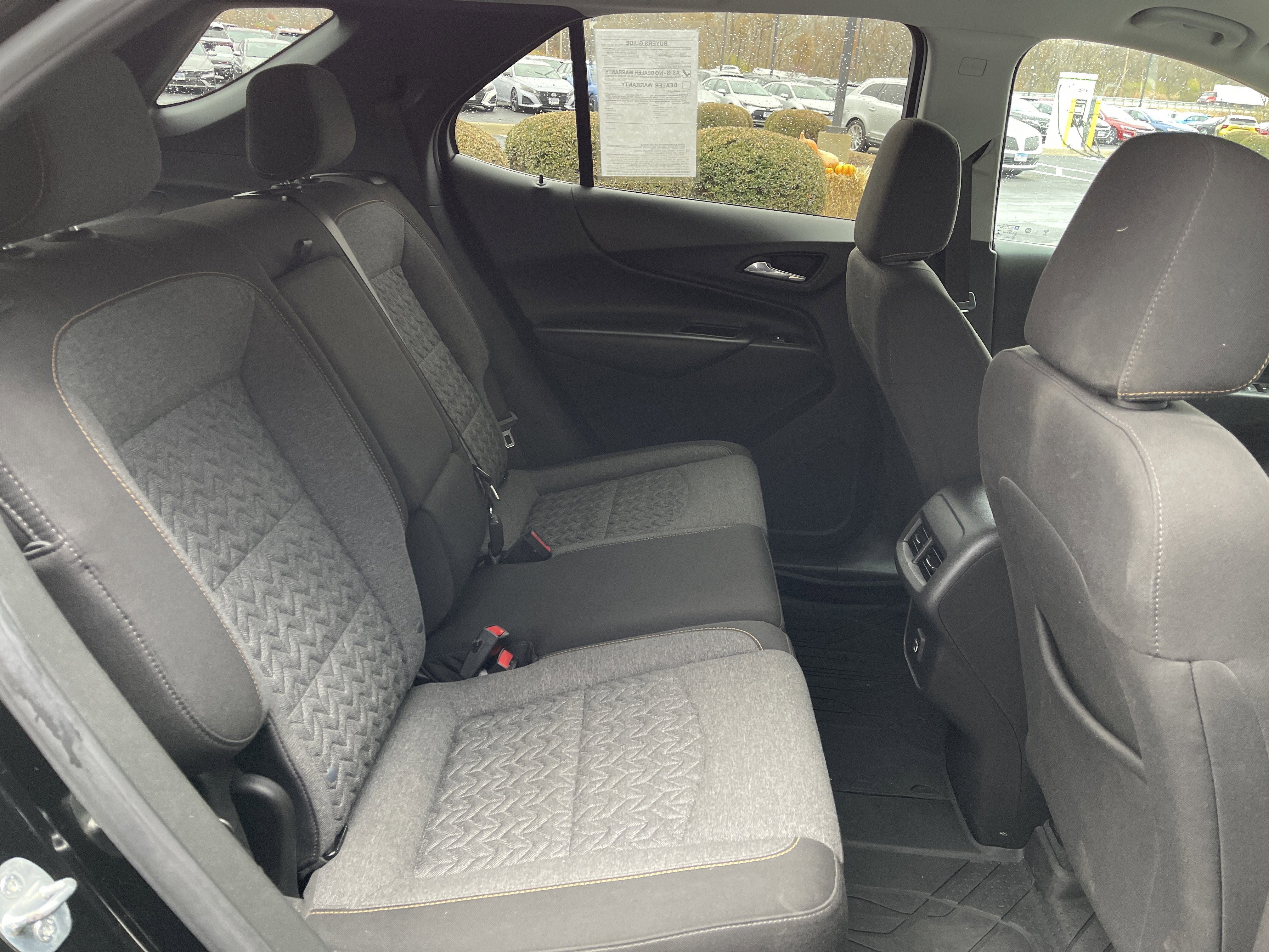 Used 2022 Chevrolet Equinox LT image 36