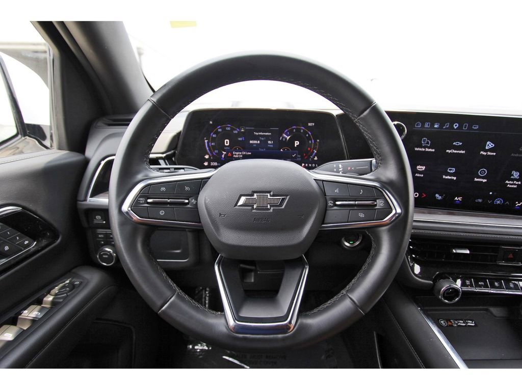 Used 2025 Chevrolet Suburban Z71 AWD/4WD image 15