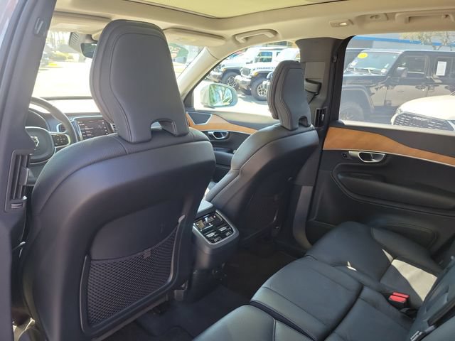 Used 2024 Volvo XC90 B5 Plus AWD/4WD image 14
