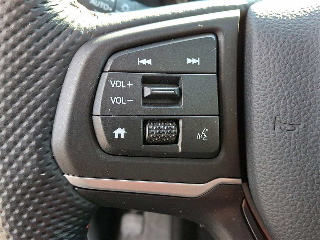 Used 2025 Honda Ridgeline TrailSport image 21