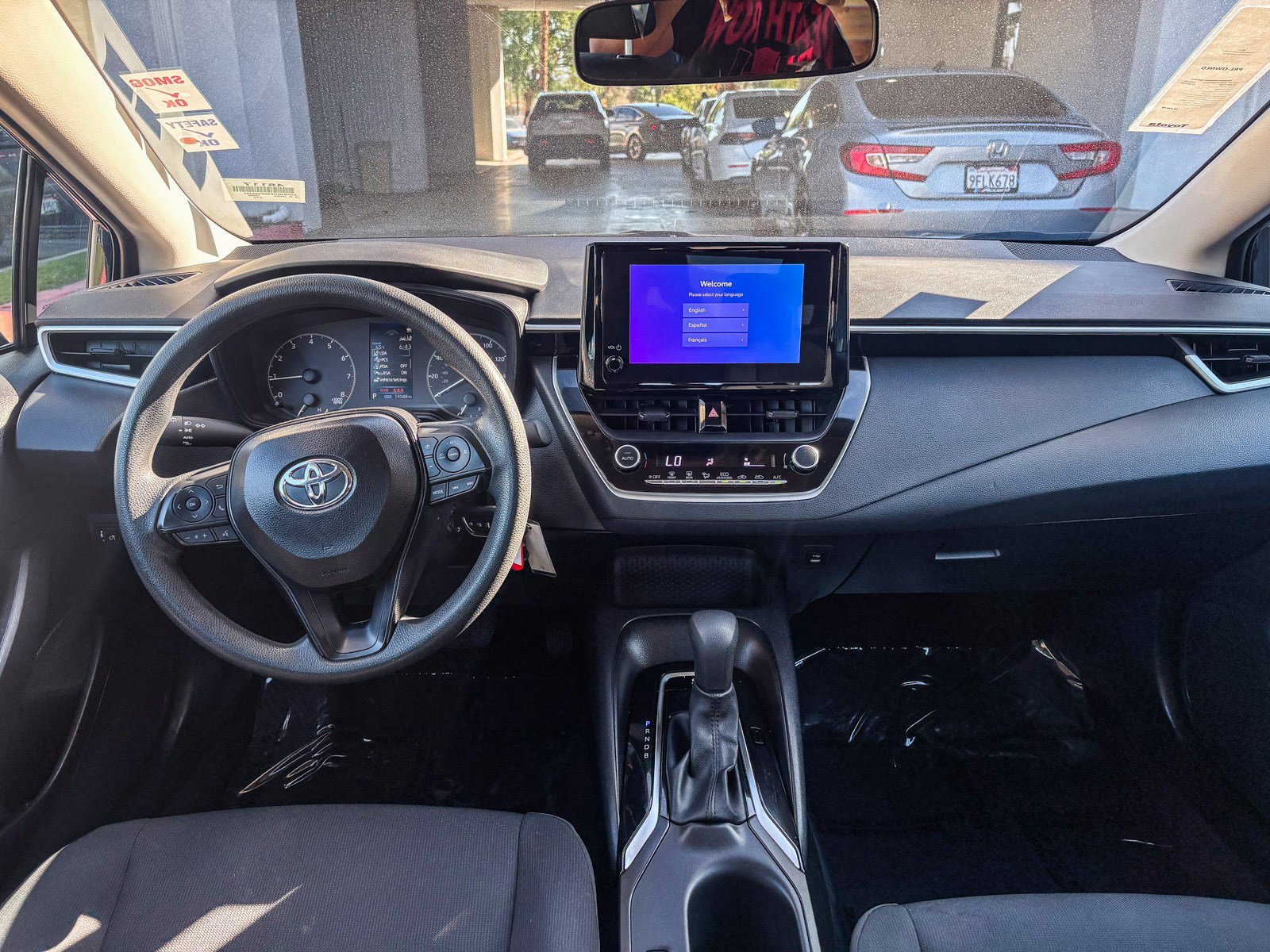 Certified 2025 Toyota Corolla LE FWD image 15