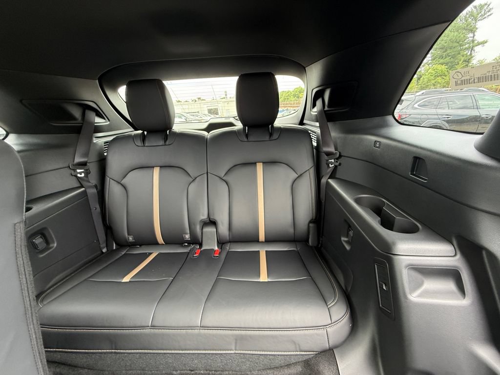 New 2026 MAZDA CX-90 Plug-In Hybrid w/ Premium Plus AWD/4WD image 25
