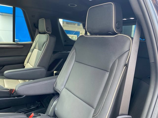 Used 2025 Chevrolet Tahoe Premier AWD/4WD image 33