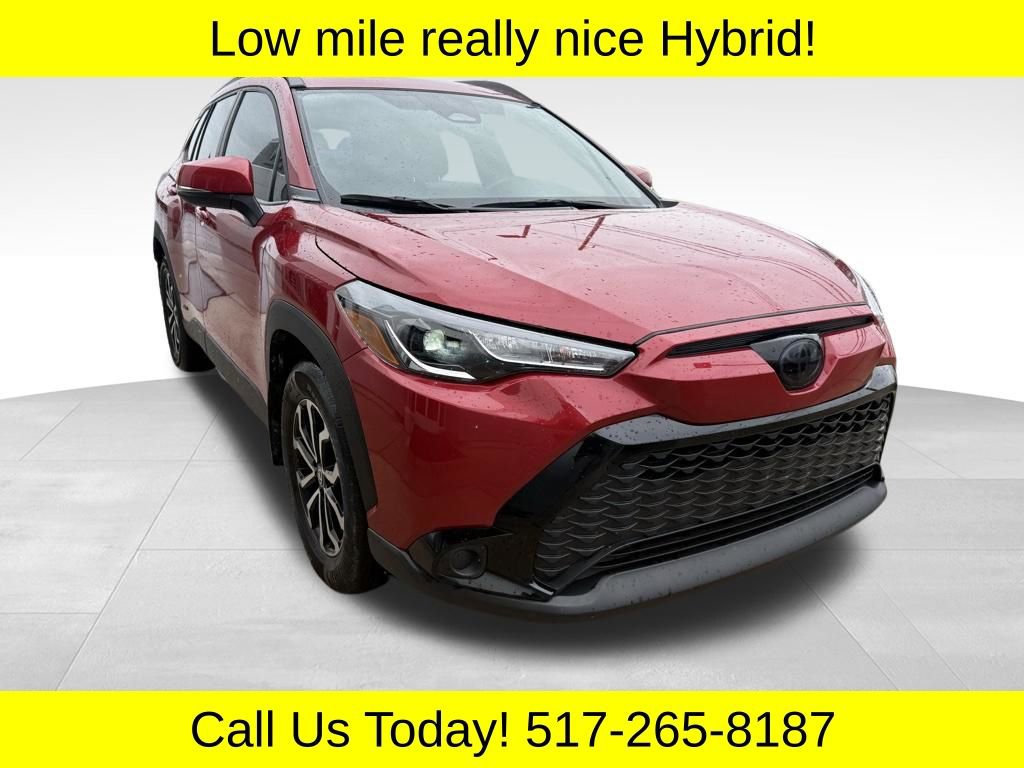 Used 2024 Toyota Corolla Cross SE AWD/4WD image 1