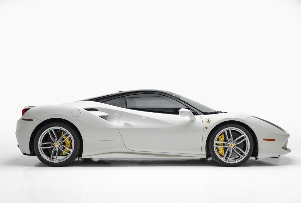 Used 2016 Ferrari 488 GTB image 6