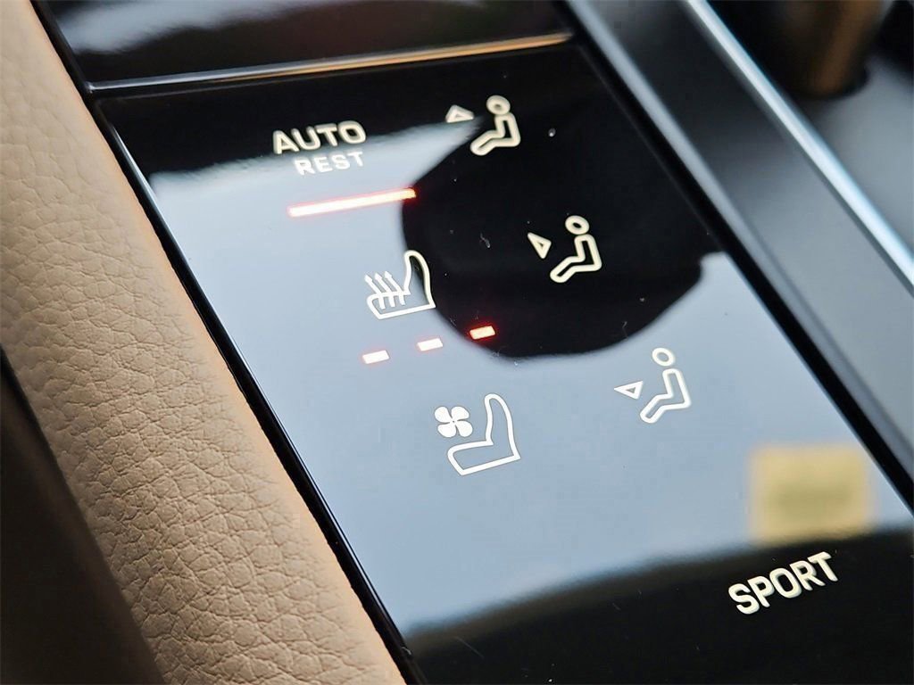 New 2026 Porsche Macan image 19