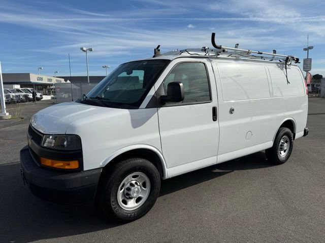 Used 2018 Chevrolet Express 2500 w/ Driver Convenience Package image 7