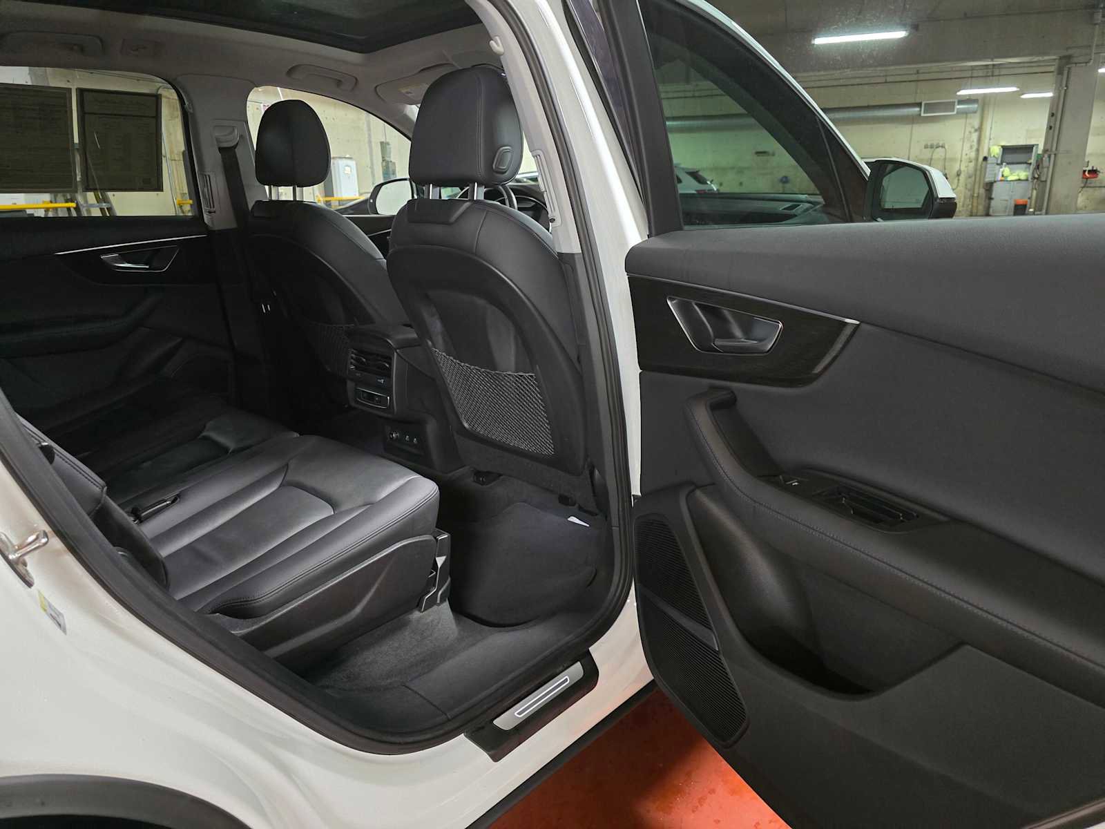 Used 2023 Audi Q7 3.0T Premium Plus image 14