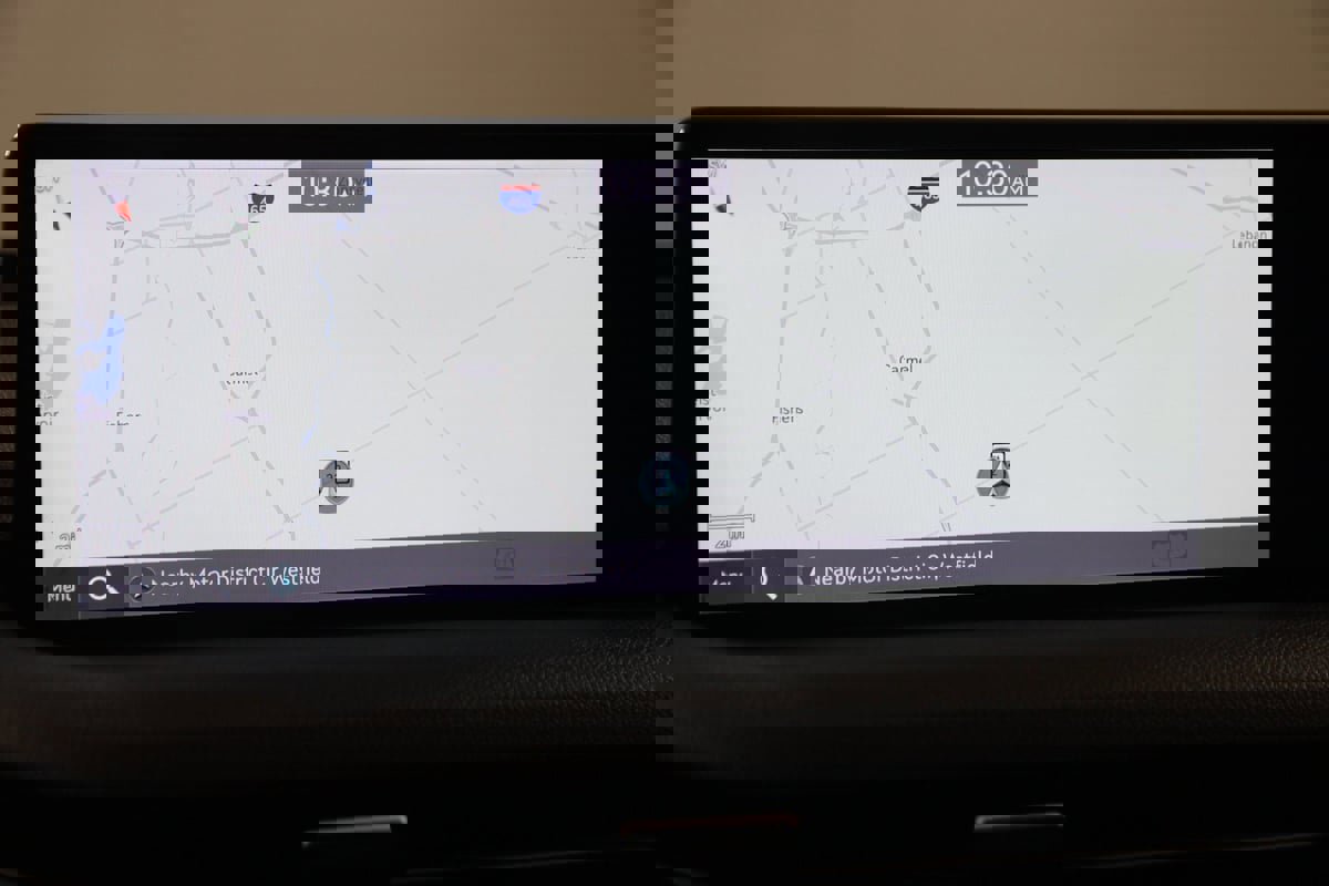 Used 2022 Genesis GV70 2.5T w/ Select Package image 9