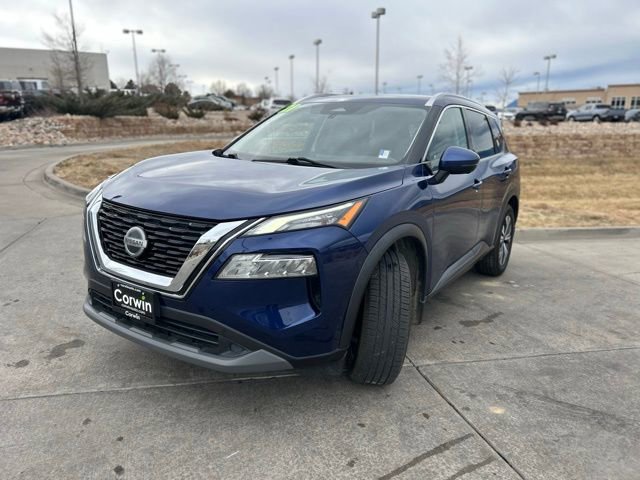 Used 2021 Nissan Rogue SV w/ Premium Package image 3