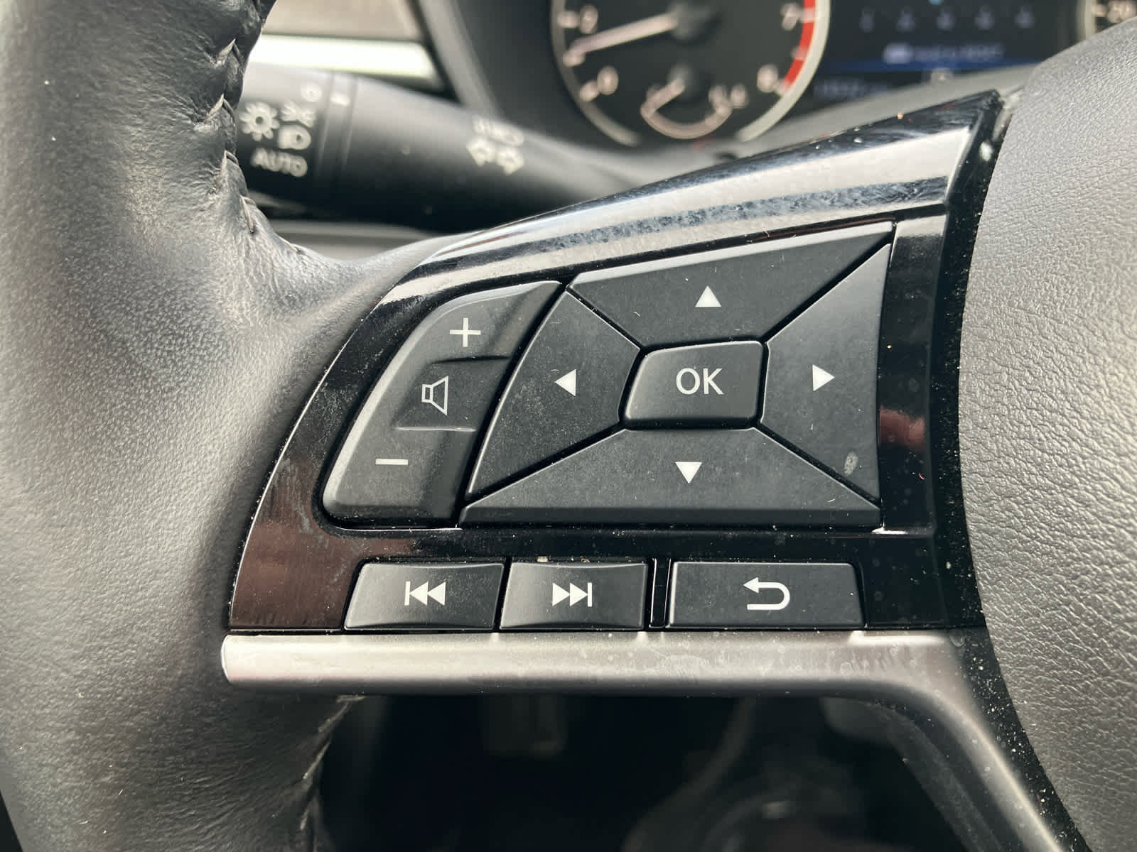 Used 2024 Nissan Altima 2.5 SL image 16