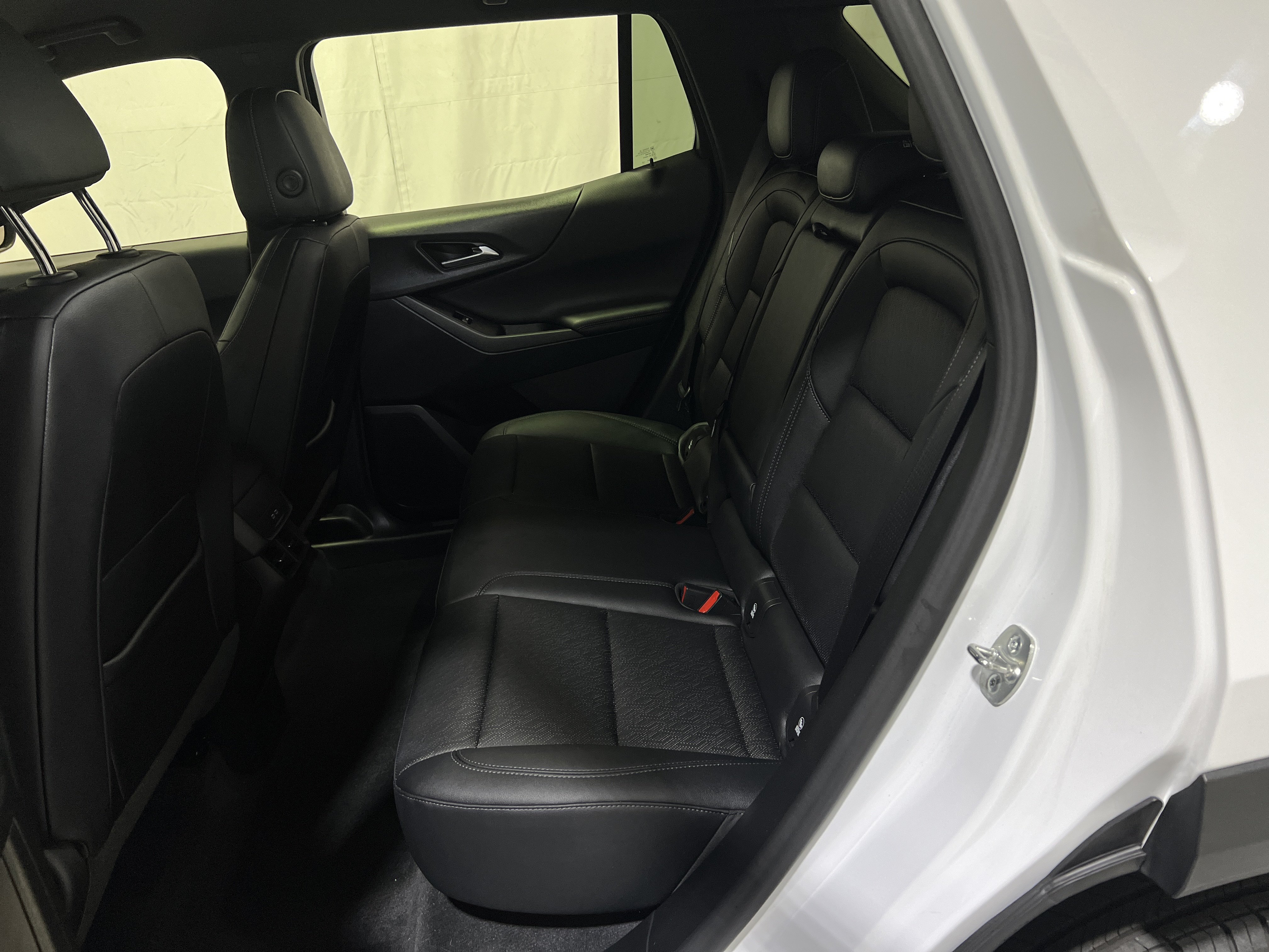 Certified 2026 Chevrolet Equinox LT w/ Convenience Package II AWD/4WD image 16