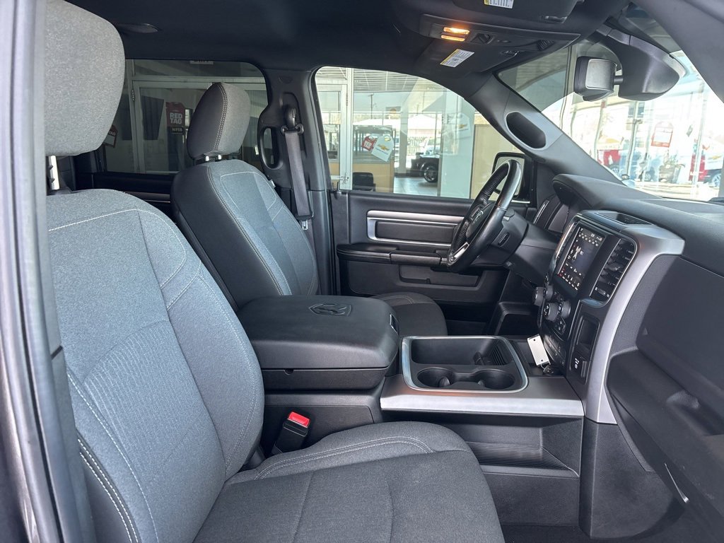 Used 2021 RAM 1500 Classic Warlock image 30