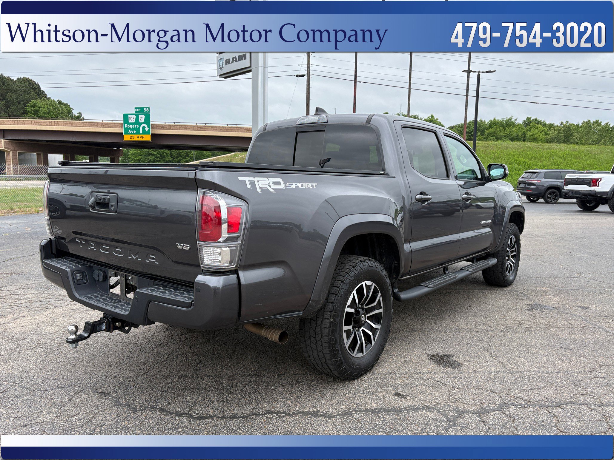 Used 2021 Toyota Tacoma TRD Sport w/ Technology Package RWD image 5