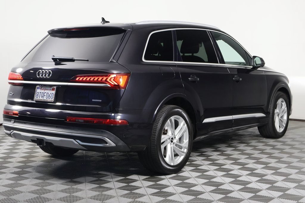 Used 2021 Audi Q7 3.0T Premium w/ Convenience Package AWD/4WD image 4