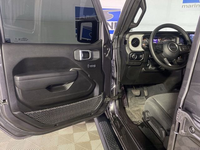 Used 2025 Jeep Gladiator Sport image 27