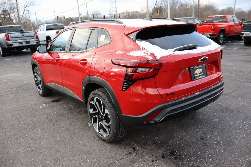 New 2026 Chevrolet Trax RS w/ Driver Confidence Package image 3