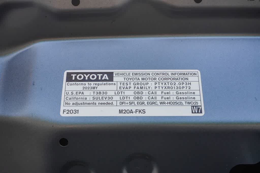 Used 2023 Toyota Corolla Cross XLE FWD image 28