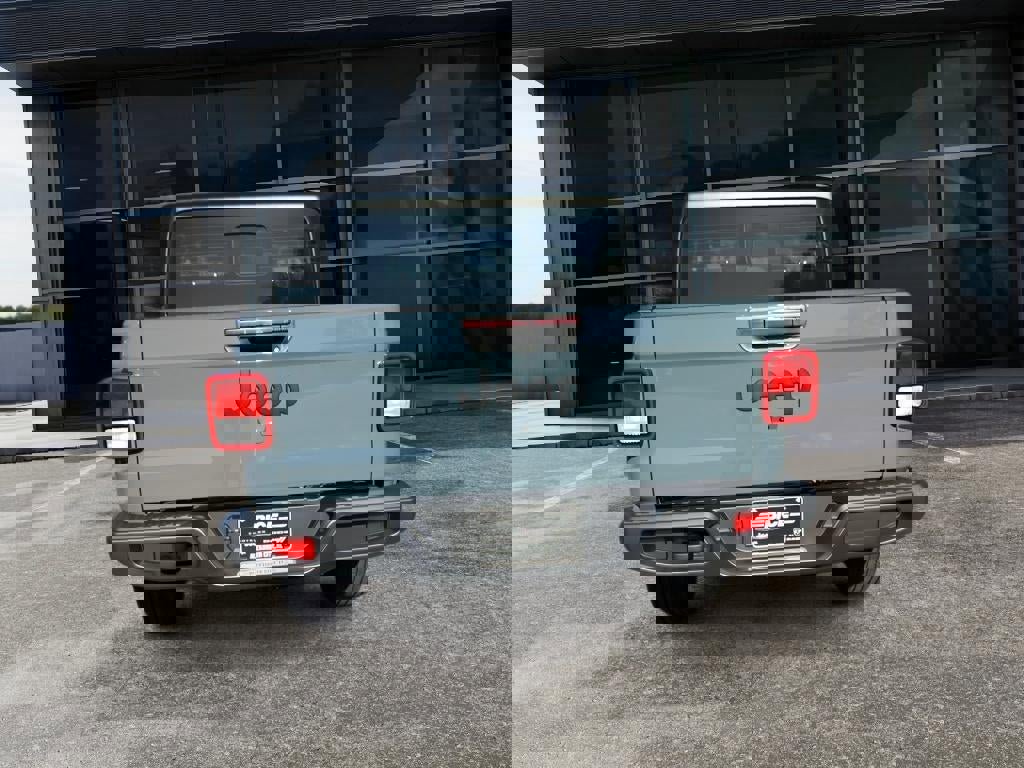 New 2026 Jeep Gladiator Sport image 6