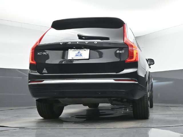 Used 2023 Volvo XC90 B6 Ultimate w/ Protection Package Premier AWD/4WD image 43