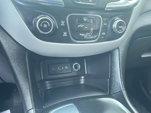 Certified 2024 Chevrolet Equinox LS w/ LS Convenience Package FWD image 17