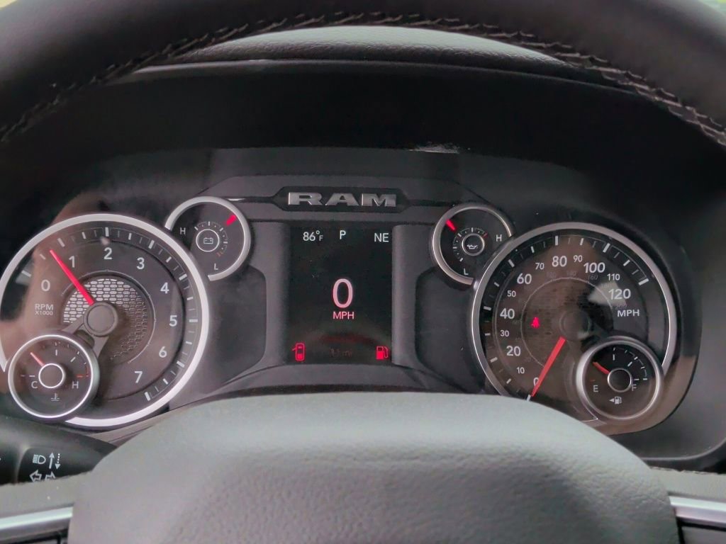 New 2026 RAM 1500 4x4 Crew Cab image 21