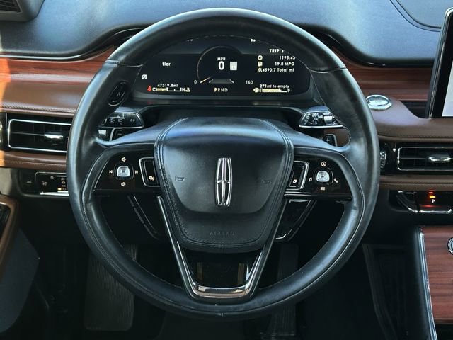 Used 2023 Lincoln Aviator Reserve w/ Equipment Group 201A image 13