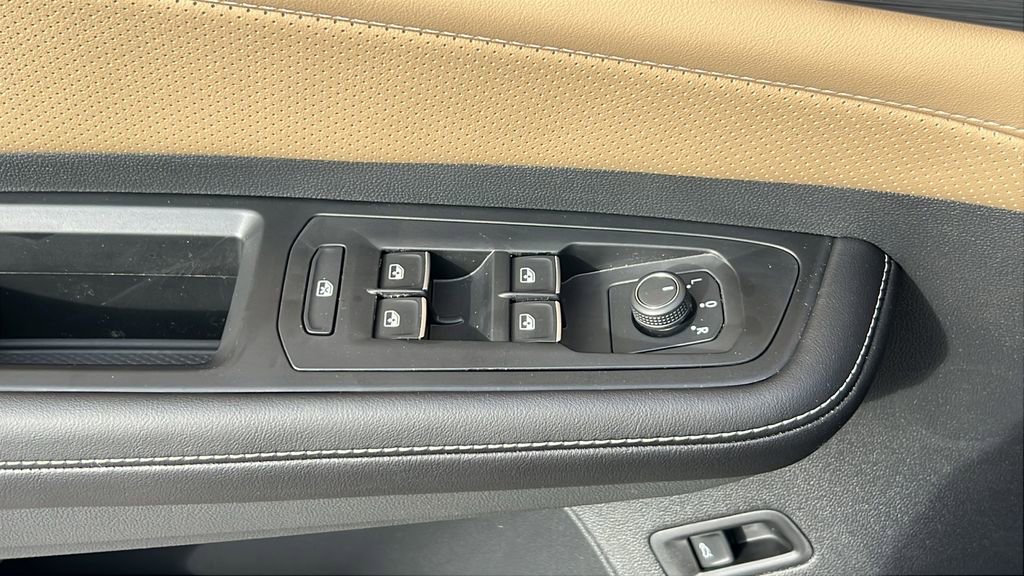 New 2026 Volkswagen Atlas Cross Sport SE image 17