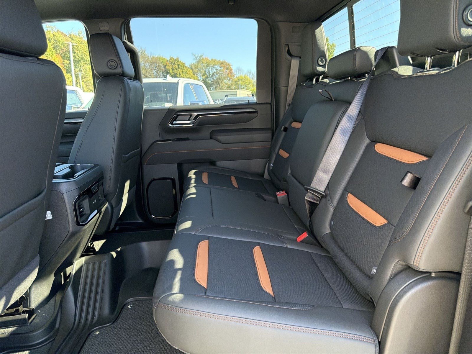 New 2026 GMC Sierra 3500 AT4 w/ AT4 Premium Plus Package AWD/4WD image 21