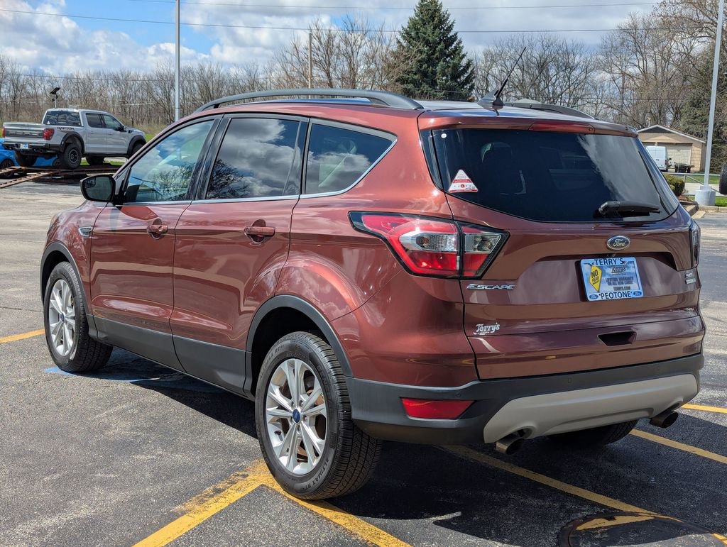 Used 2018 Ford Escape SEL image 5