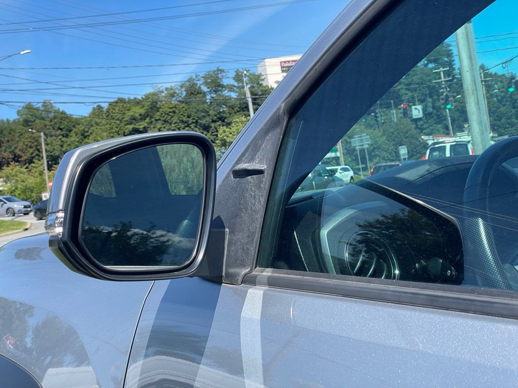Used 2020 Toyota Tacoma TRD Off-Road AWD/4WD image 21